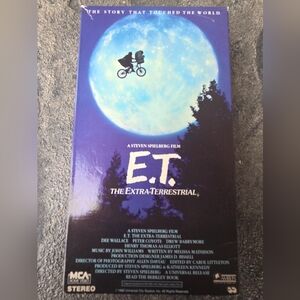 E.T. The Extra-Terrestrial VHS Tape